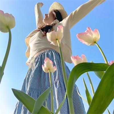 从一个老男人的脑中出来